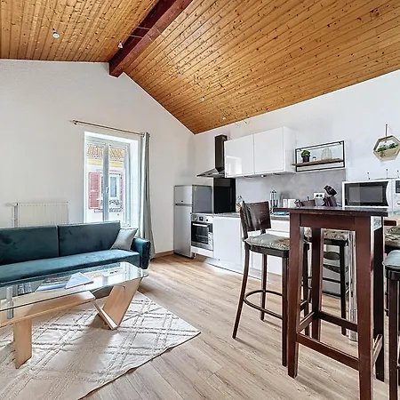 Appartement F3 Refait A Neuf En Centre Liberation *